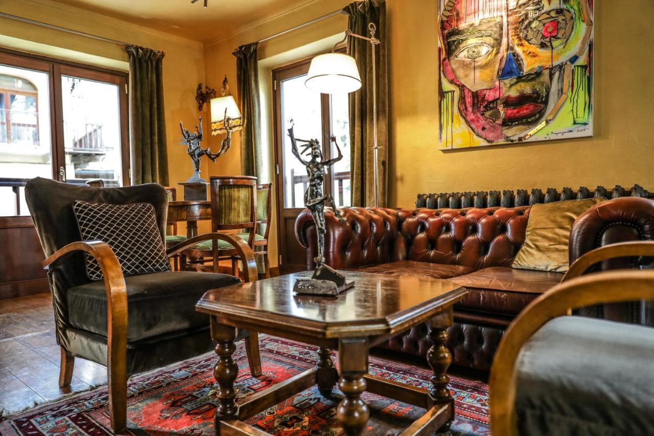 Art Grandes Murailles Hotel